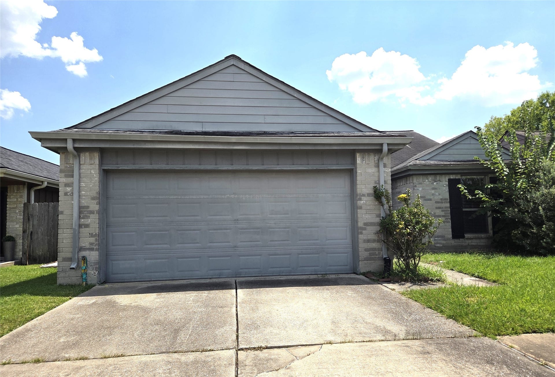 13427 Juniper Point Drive, Houston, TX 77083 13427 Juniper Point Drive, Houston, TX 77083