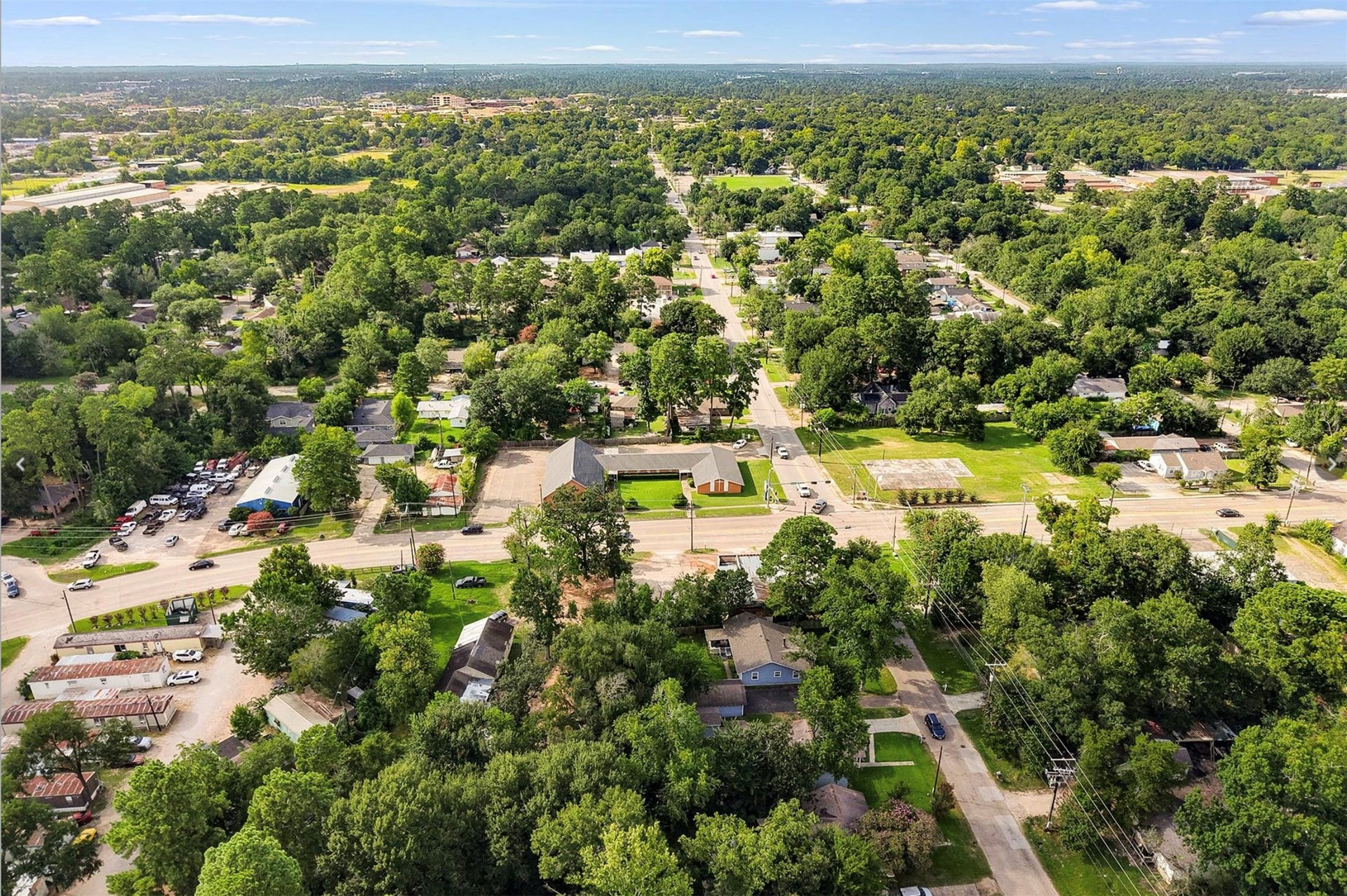 425 Silverdale Dr, Conroe, TX 77301 425 Silverdale Dr, Conroe, TX 77301