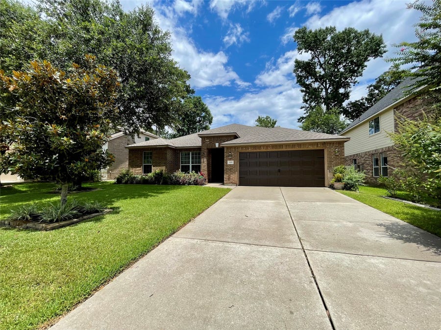 Property photo for 2035 Borthwick Lane, Conroe, TX