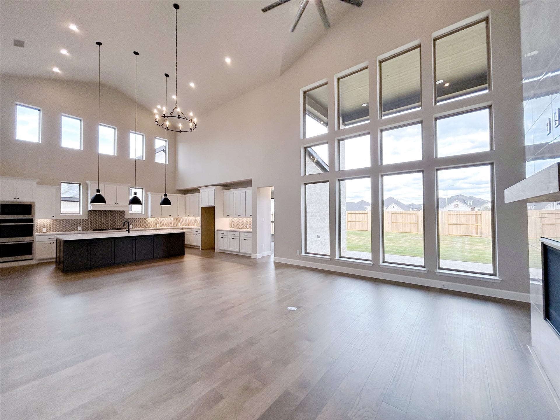 5515 Holly Hollow Lane, Fulshear, TX 77441 5515 Holly Hollow Lane, Fulshear, TX 77441