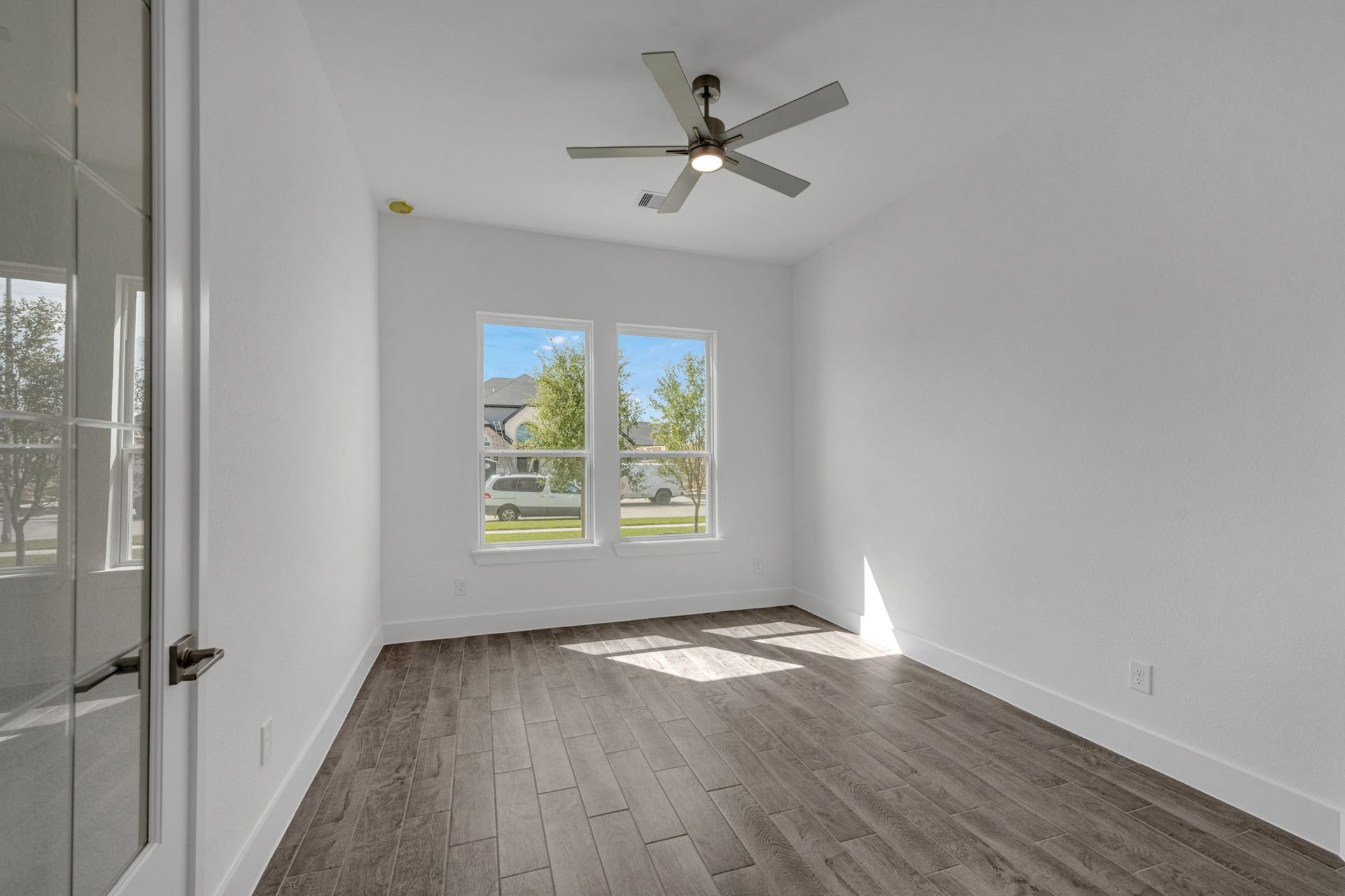 4519 Breezewood Drive, Rosenberg, TX 77471