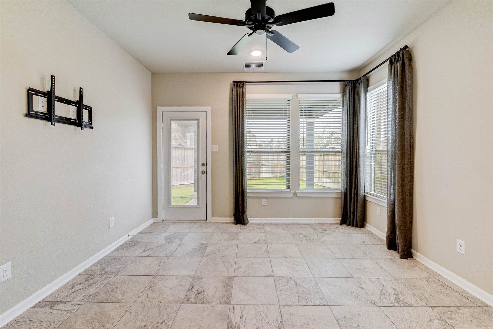 11831 Marbled White Lane, Humble, TX 77346 11831 Marbled White Lane, Humble, TX 77346