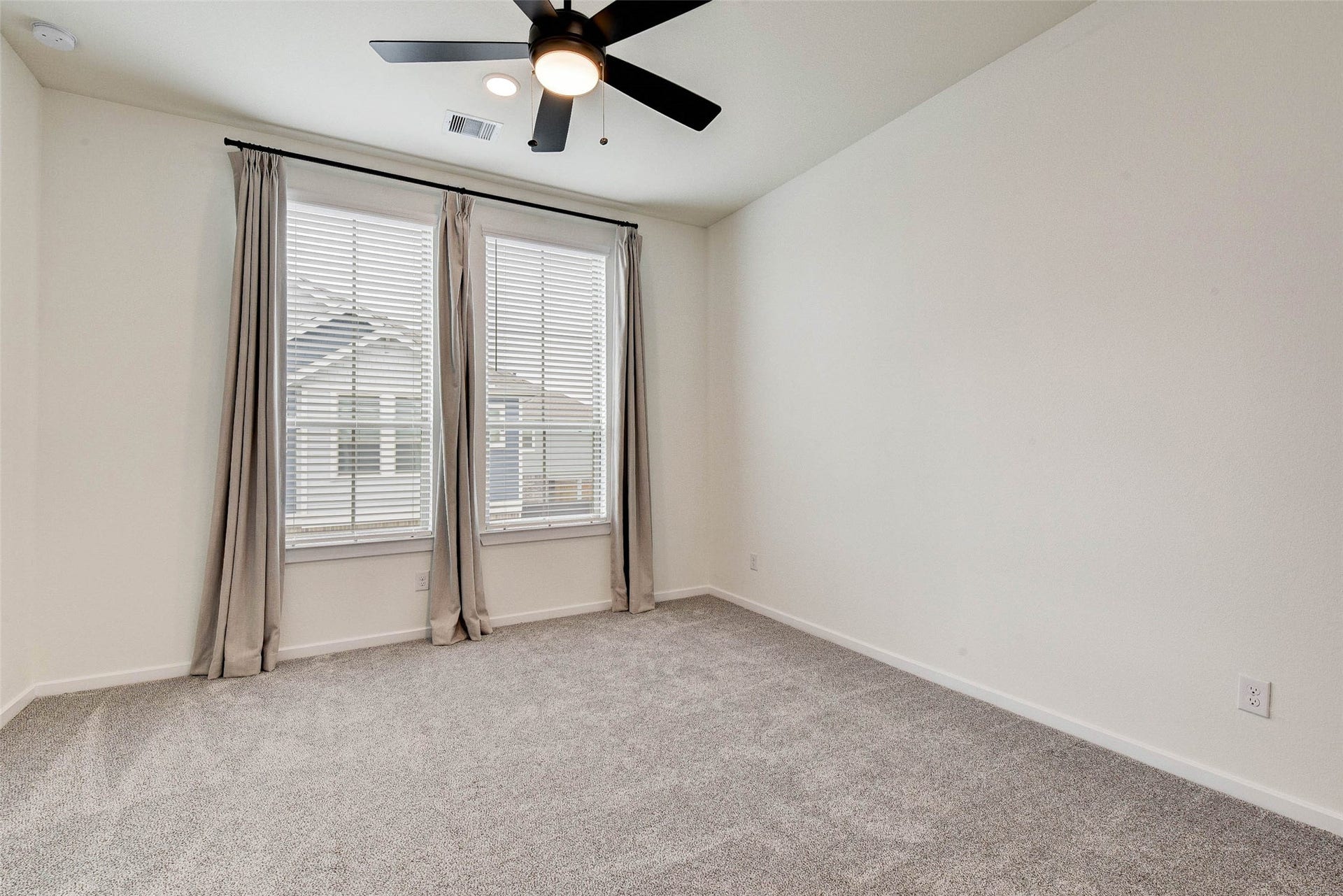 11831 Marbled White Lane, Humble, TX 77346 11831 Marbled White Lane, Humble, TX 77346
