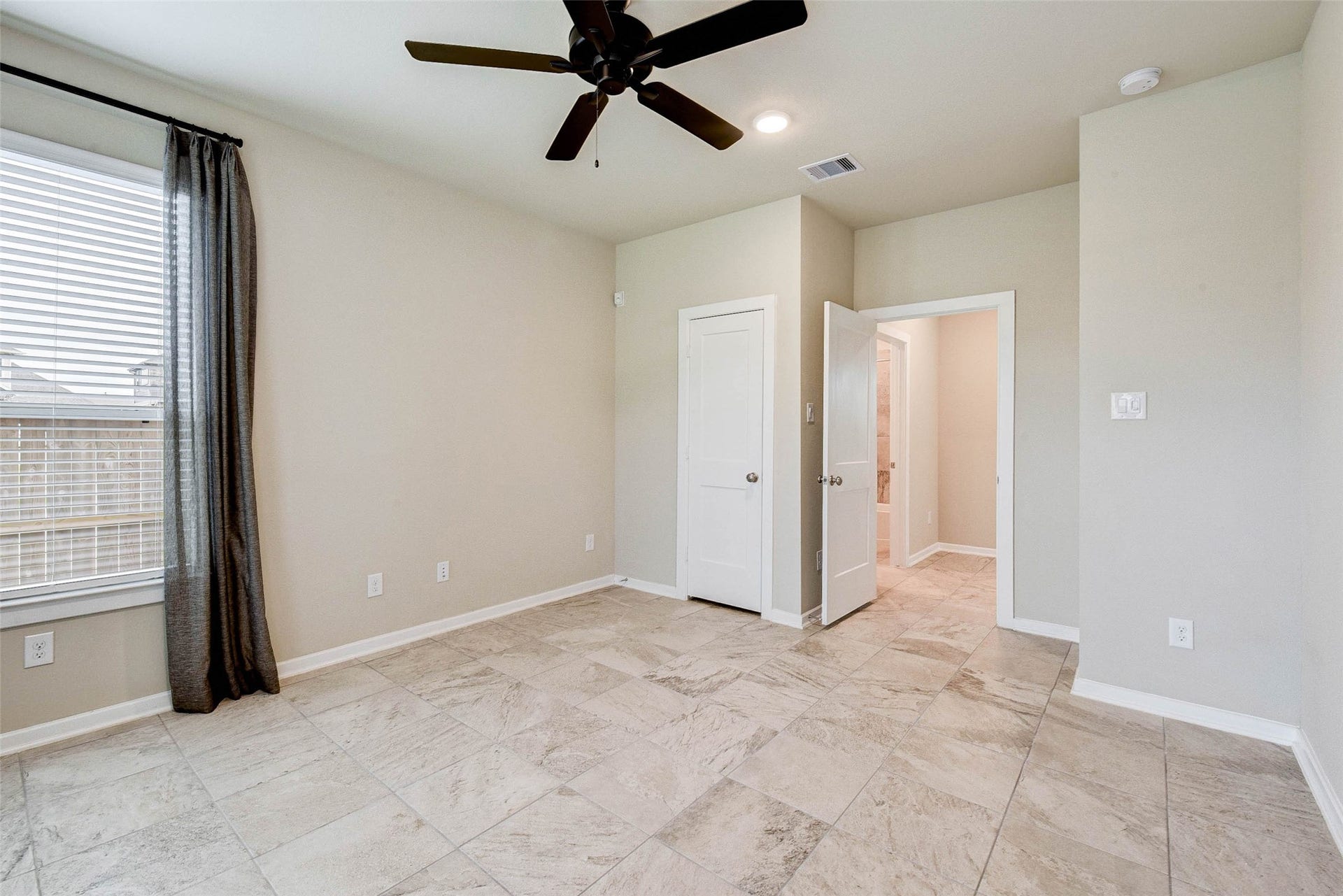 11831 Marbled White Lane, Humble, TX 77346 11831 Marbled White Lane, Humble, TX 77346