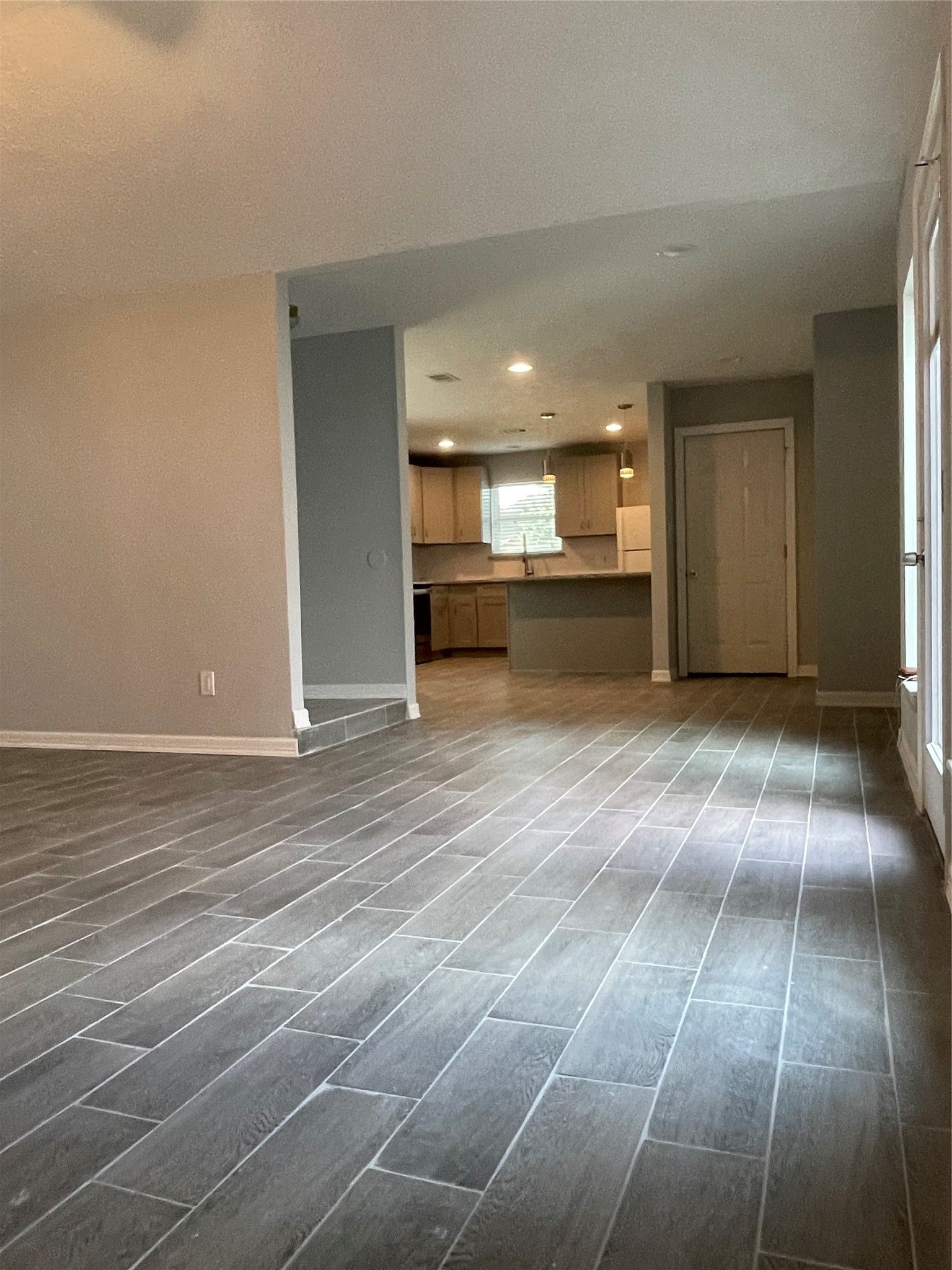9415 Westacre Place, Houston, TX 77083 View from family room to kitchen