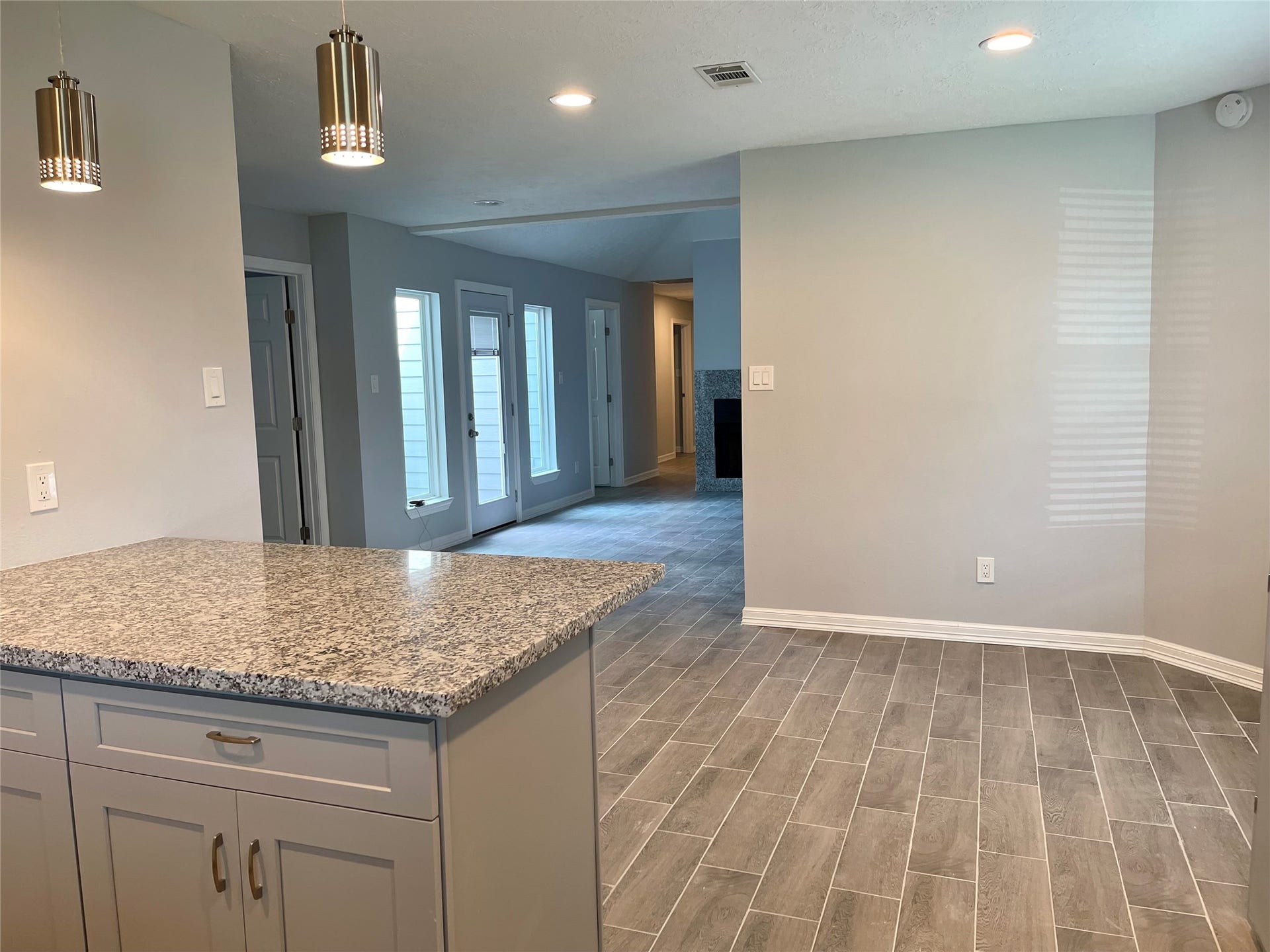 9415 Westacre Place, Houston, TX 77083 View from kitchen opens to family room