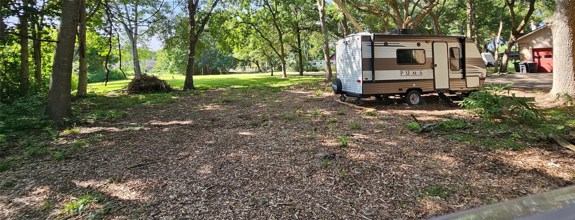 900 Bauer Avenue, League City, TX 77573 900 Bauer Avenue, League City, TX 77573
