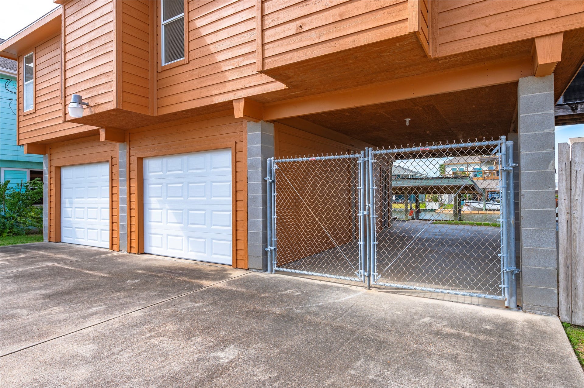 582 Warsaw Street, Bayou Vista, TX 77563 582 Warsaw Street, Bayou Vista, TX 77563
