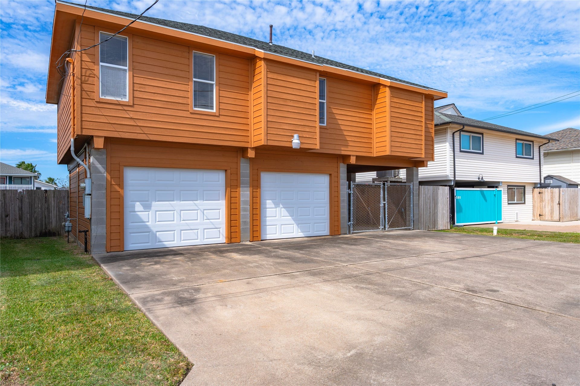 582 Warsaw Street, Bayou Vista, TX 77563 582 Warsaw Street, Bayou Vista, TX 77563