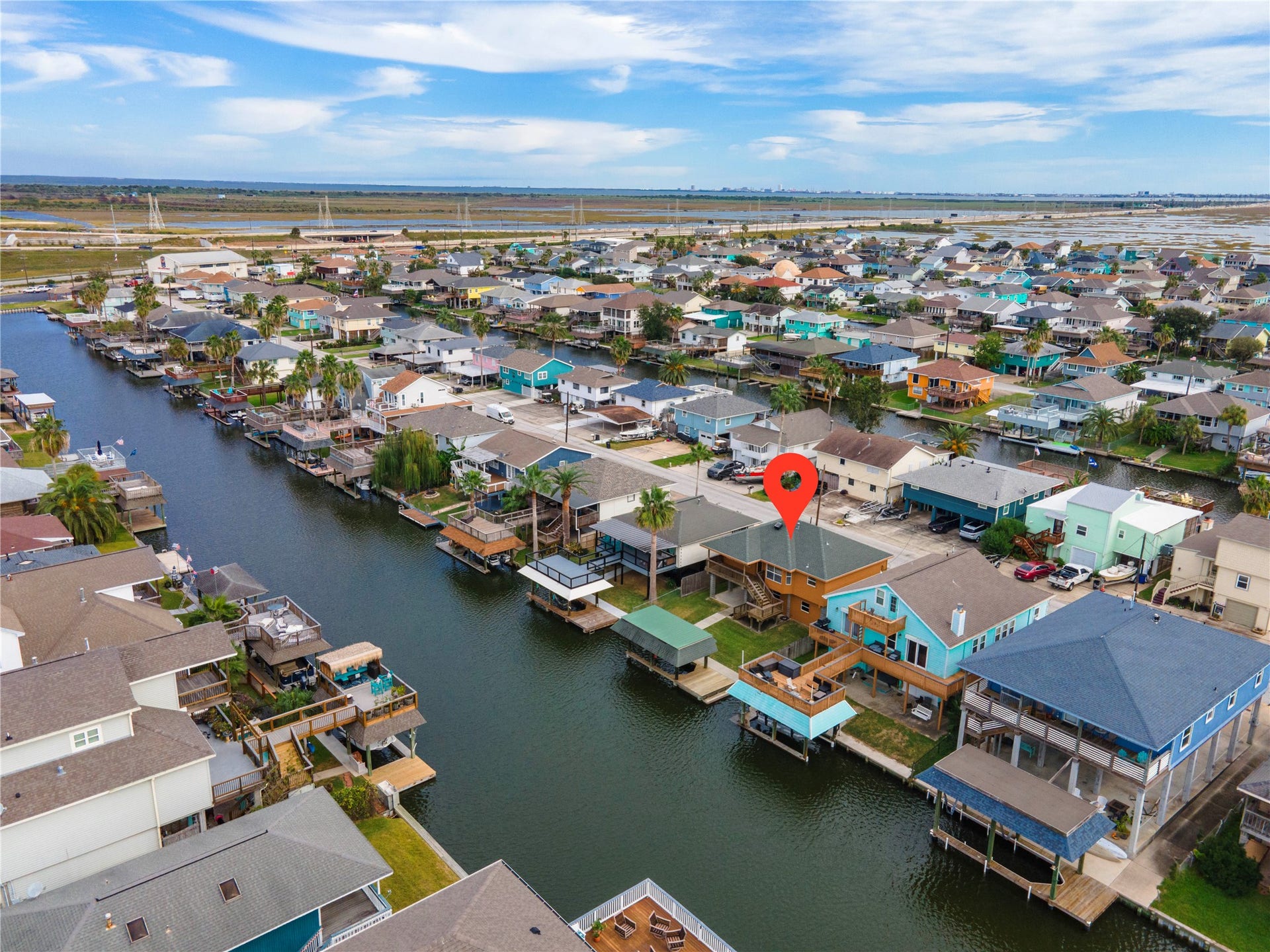 582 Warsaw Street, Bayou Vista, TX 77563 582 Warsaw Street, Bayou Vista, TX 77563