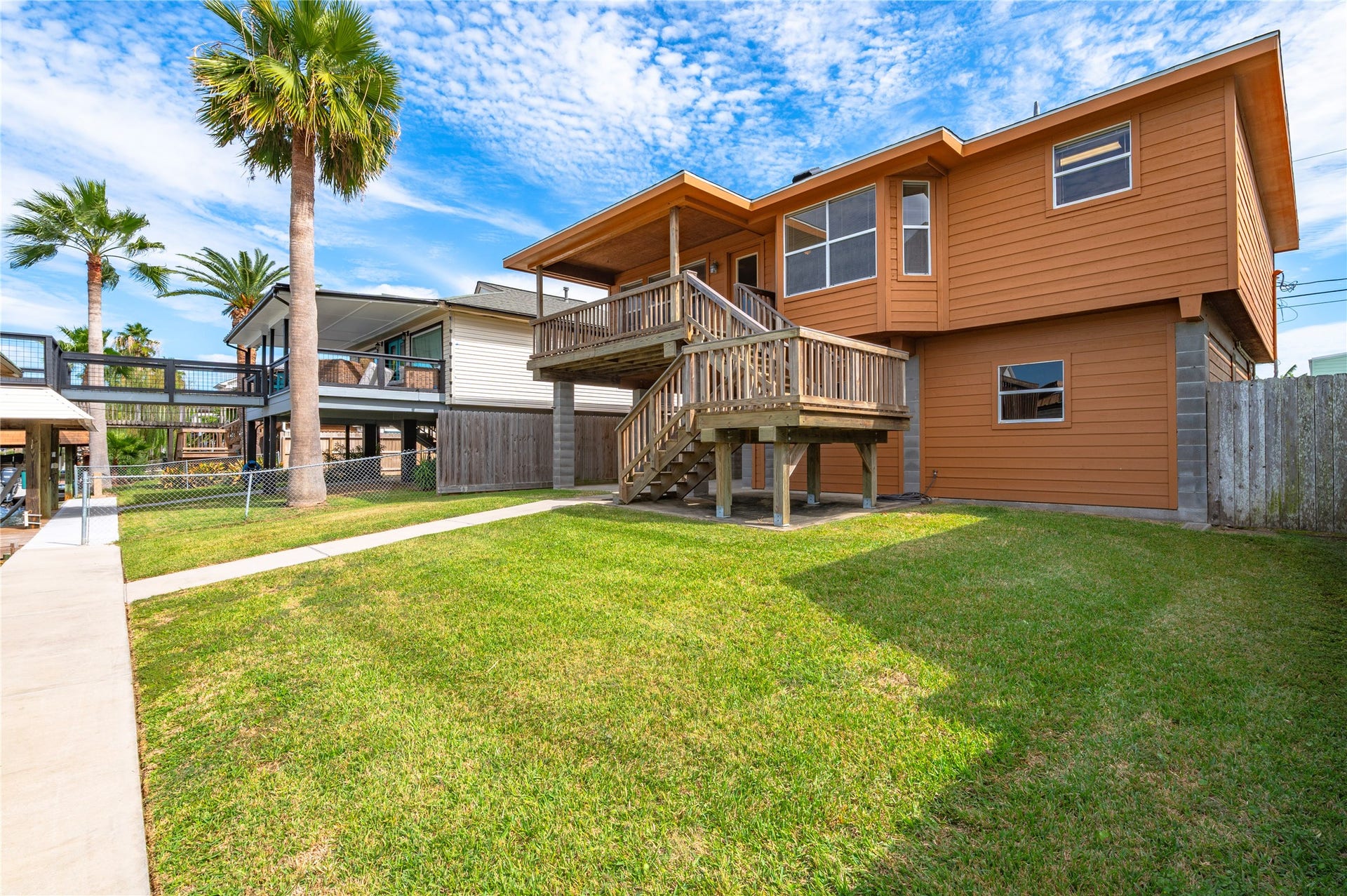 582 Warsaw Street, Bayou Vista, TX 77563 582 Warsaw Street, Bayou Vista, TX 77563