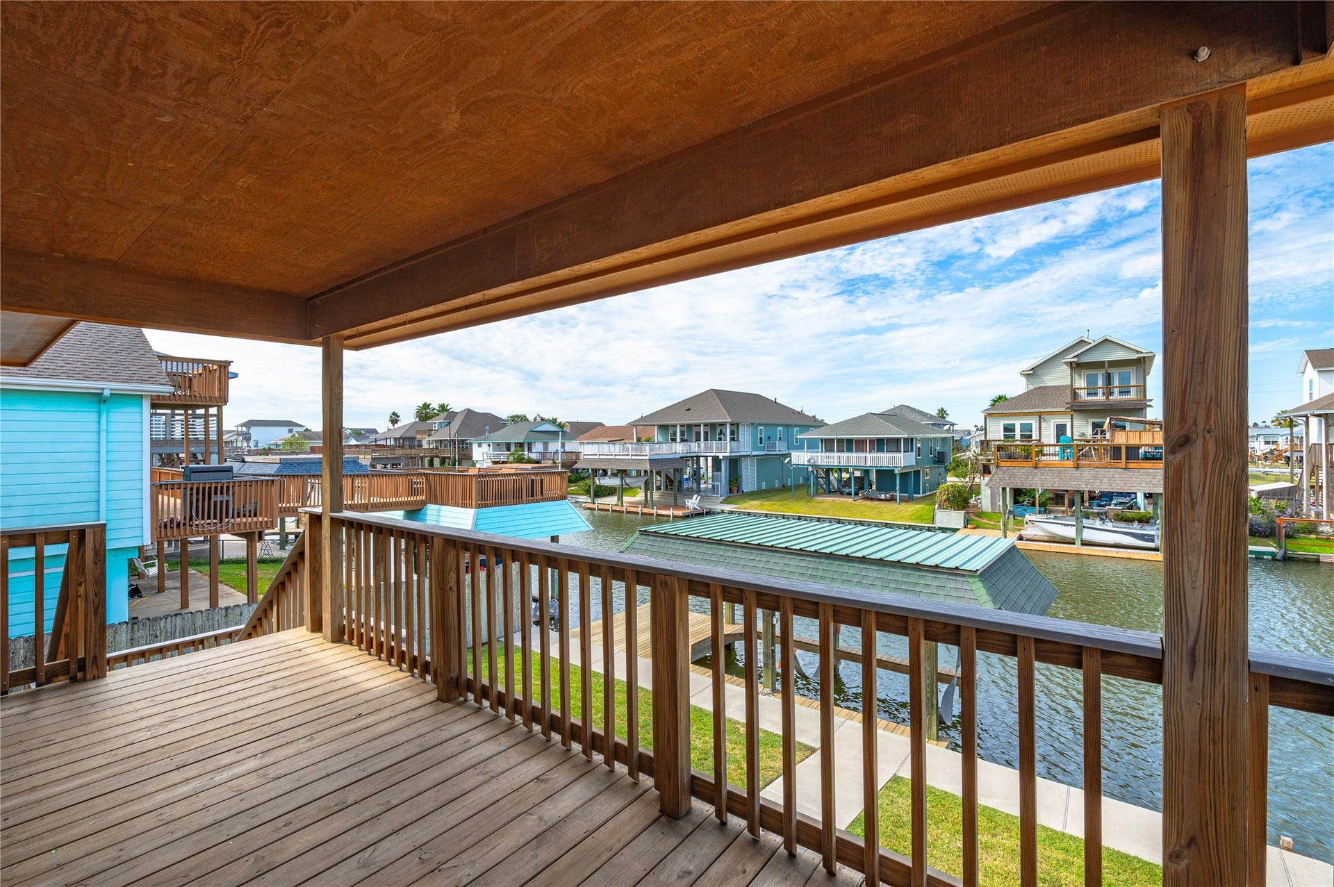 582 Warsaw Street, Bayou Vista, TX 77563 582 Warsaw Street, Bayou Vista, TX 77563