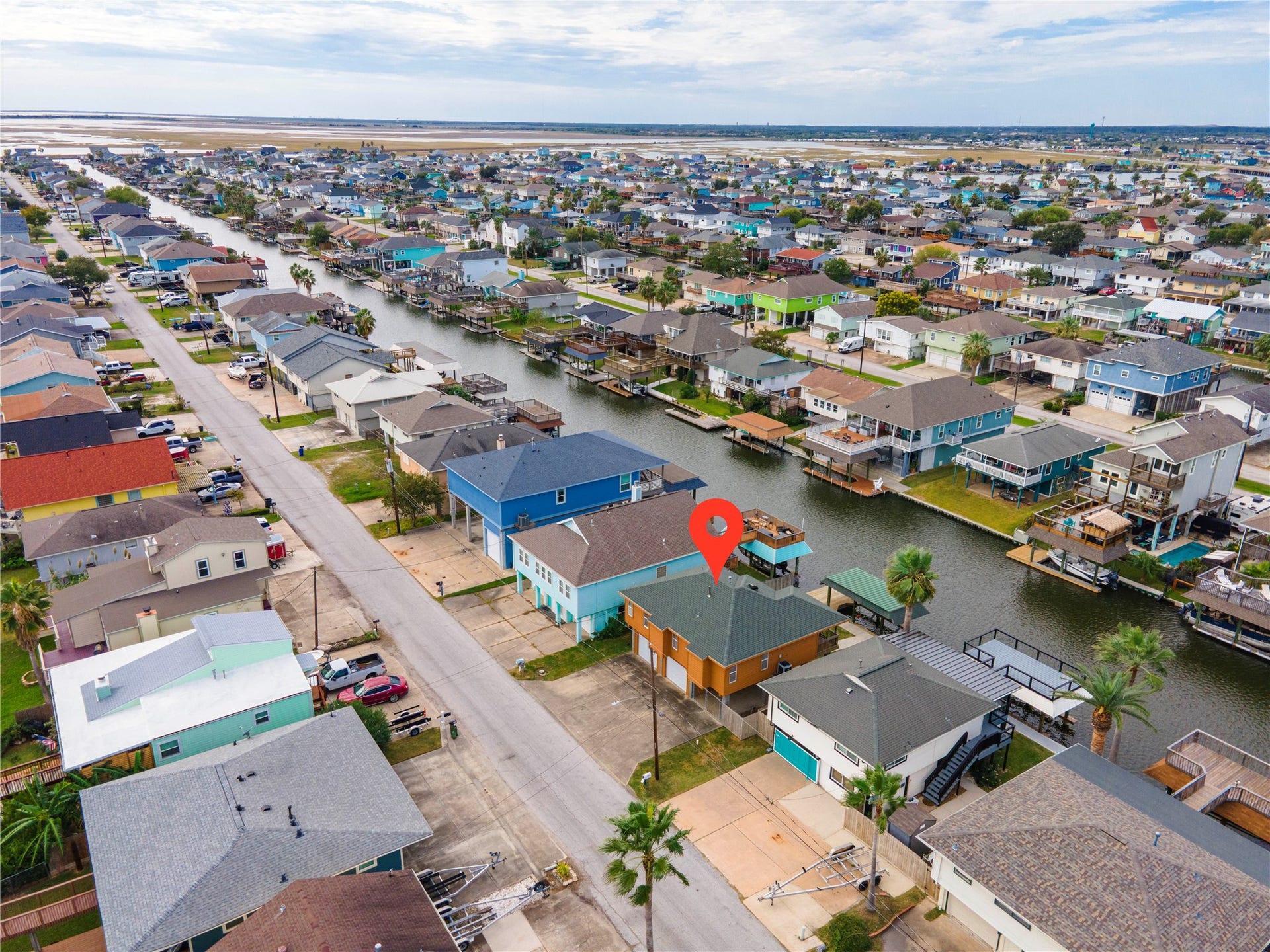 582 Warsaw Street, Bayou Vista, TX 77563 582 Warsaw Street, Bayou Vista, TX 77563