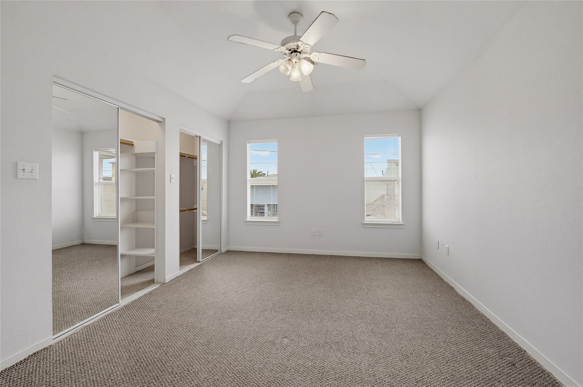 582 Warsaw Street, Bayou Vista, TX 77563 582 Warsaw Street, Bayou Vista, TX 77563