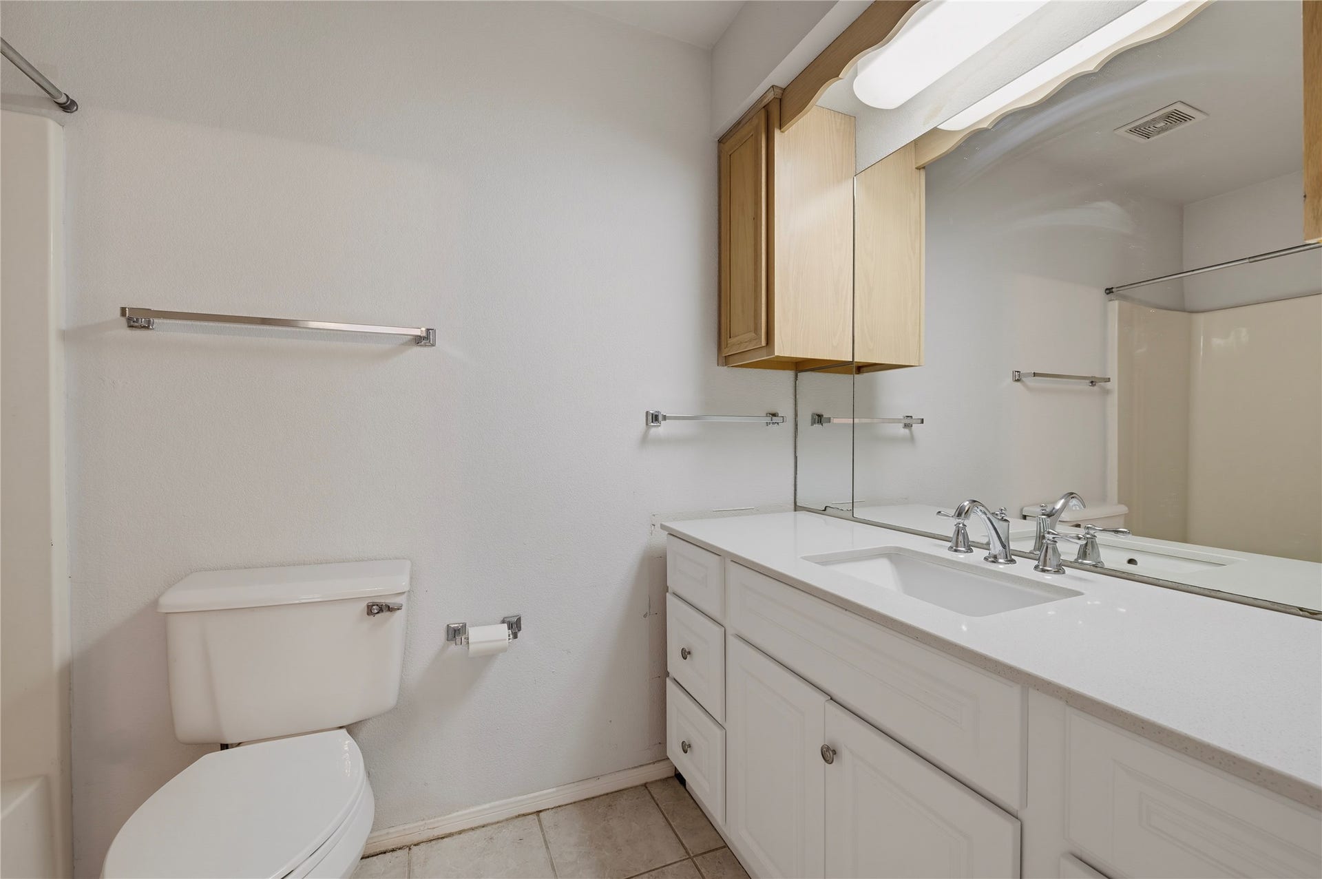 582 Warsaw Street, Bayou Vista, TX 77563 582 Warsaw Street, Bayou Vista, TX 77563