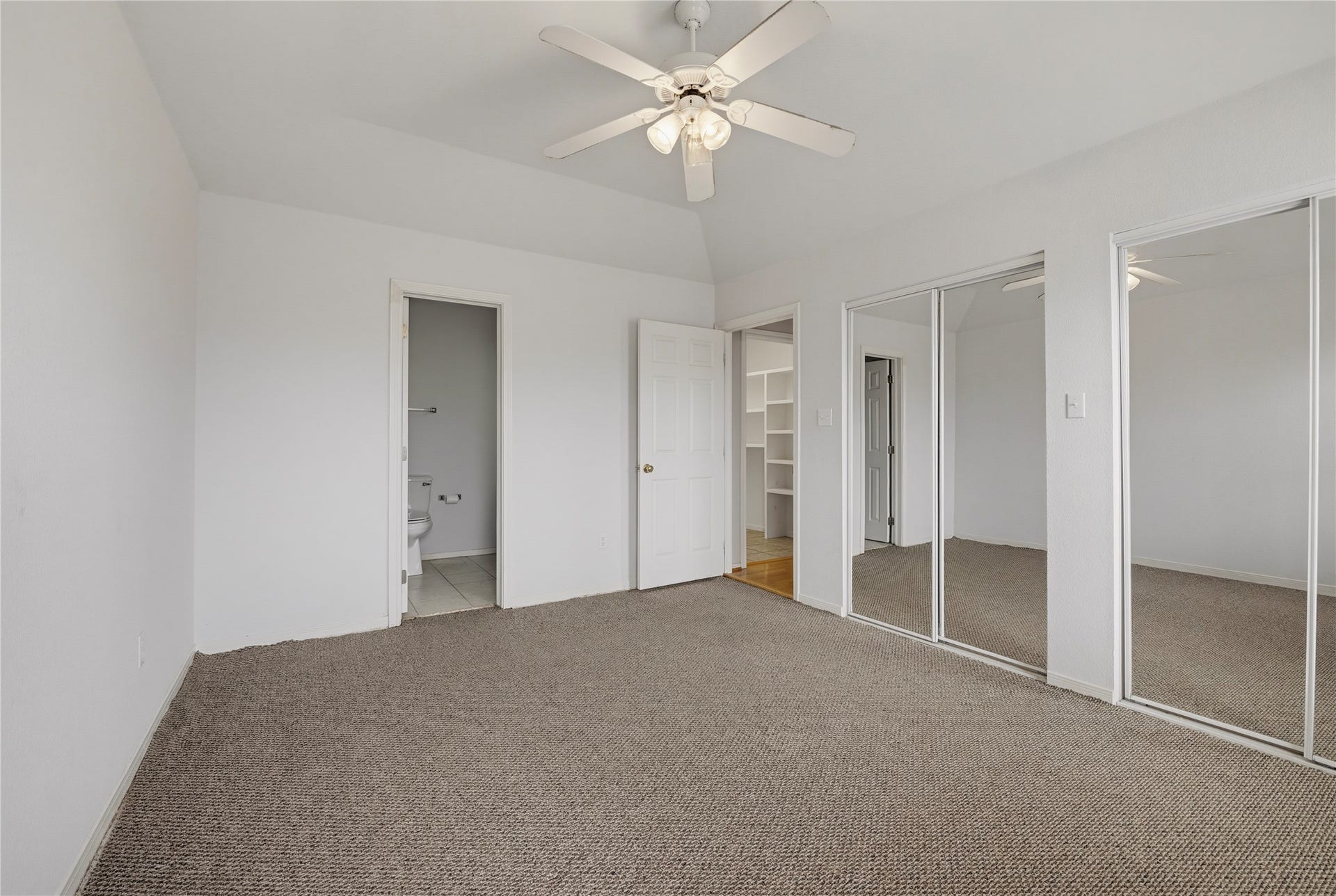 582 Warsaw Street, Bayou Vista, TX 77563 582 Warsaw Street, Bayou Vista, TX 77563