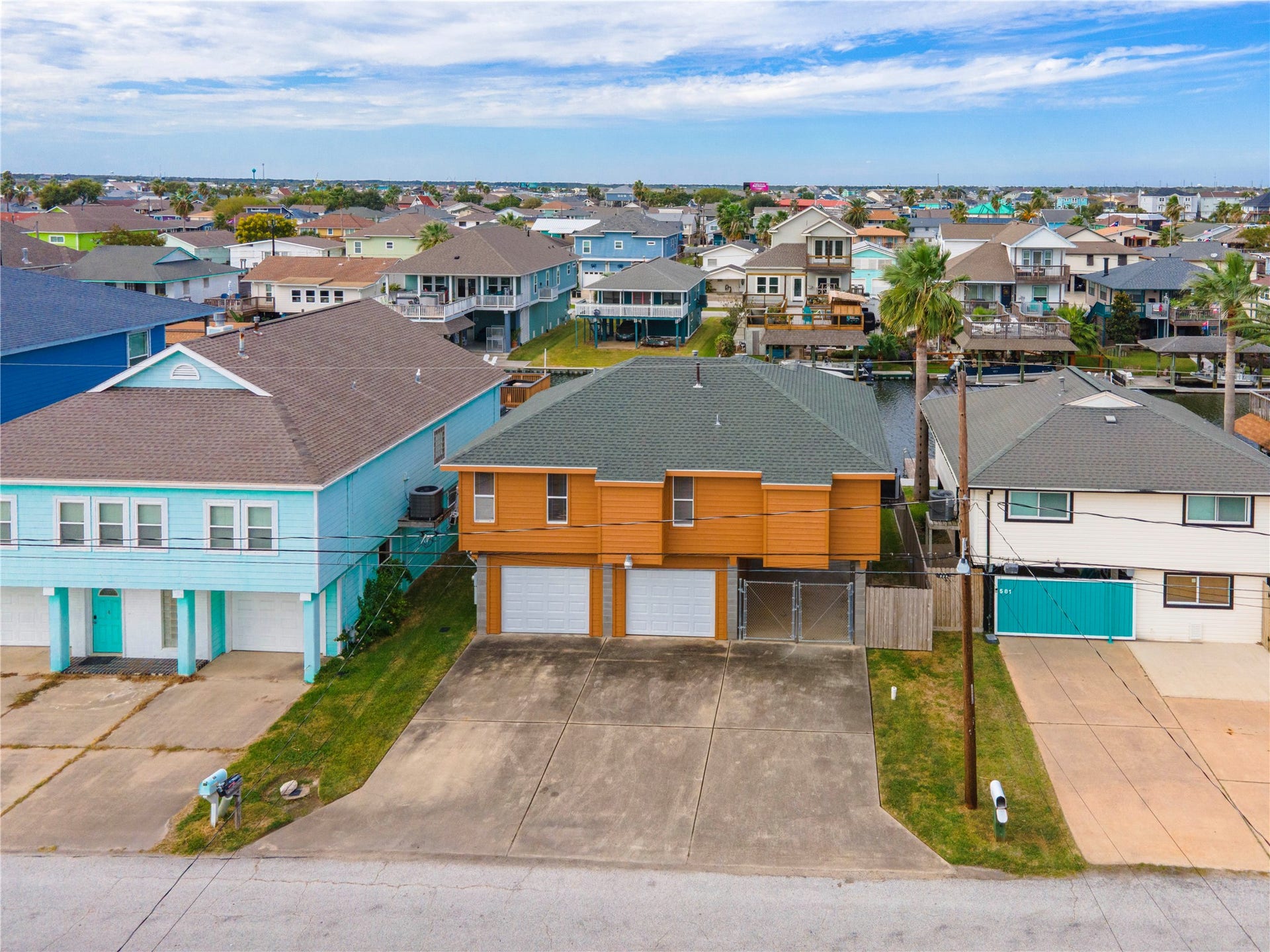 582 Warsaw Street, Bayou Vista, TX 77563 582 Warsaw Street, Bayou Vista, TX 77563