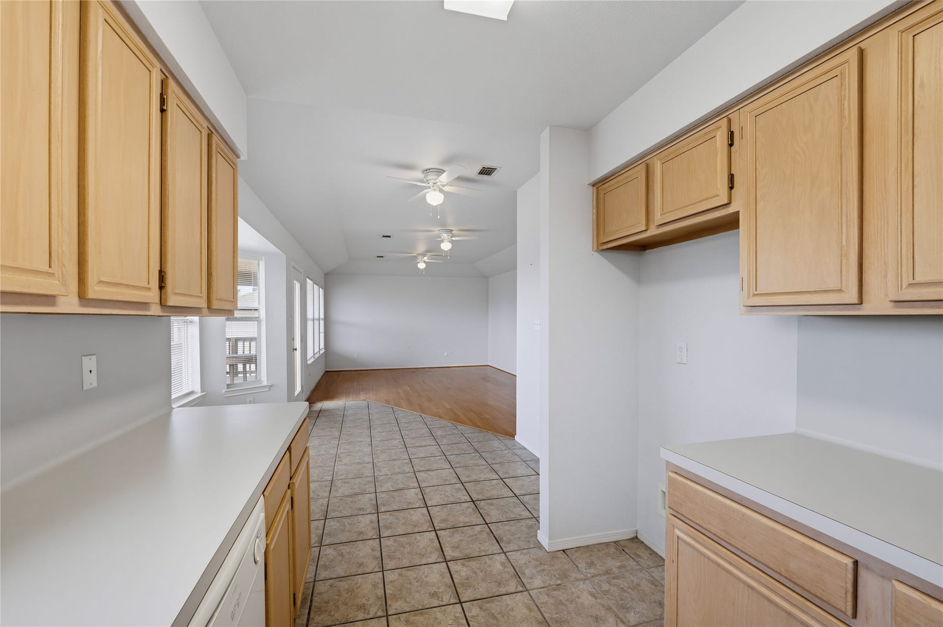 582 Warsaw Street, Bayou Vista, TX 77563 582 Warsaw Street, Bayou Vista, TX 77563