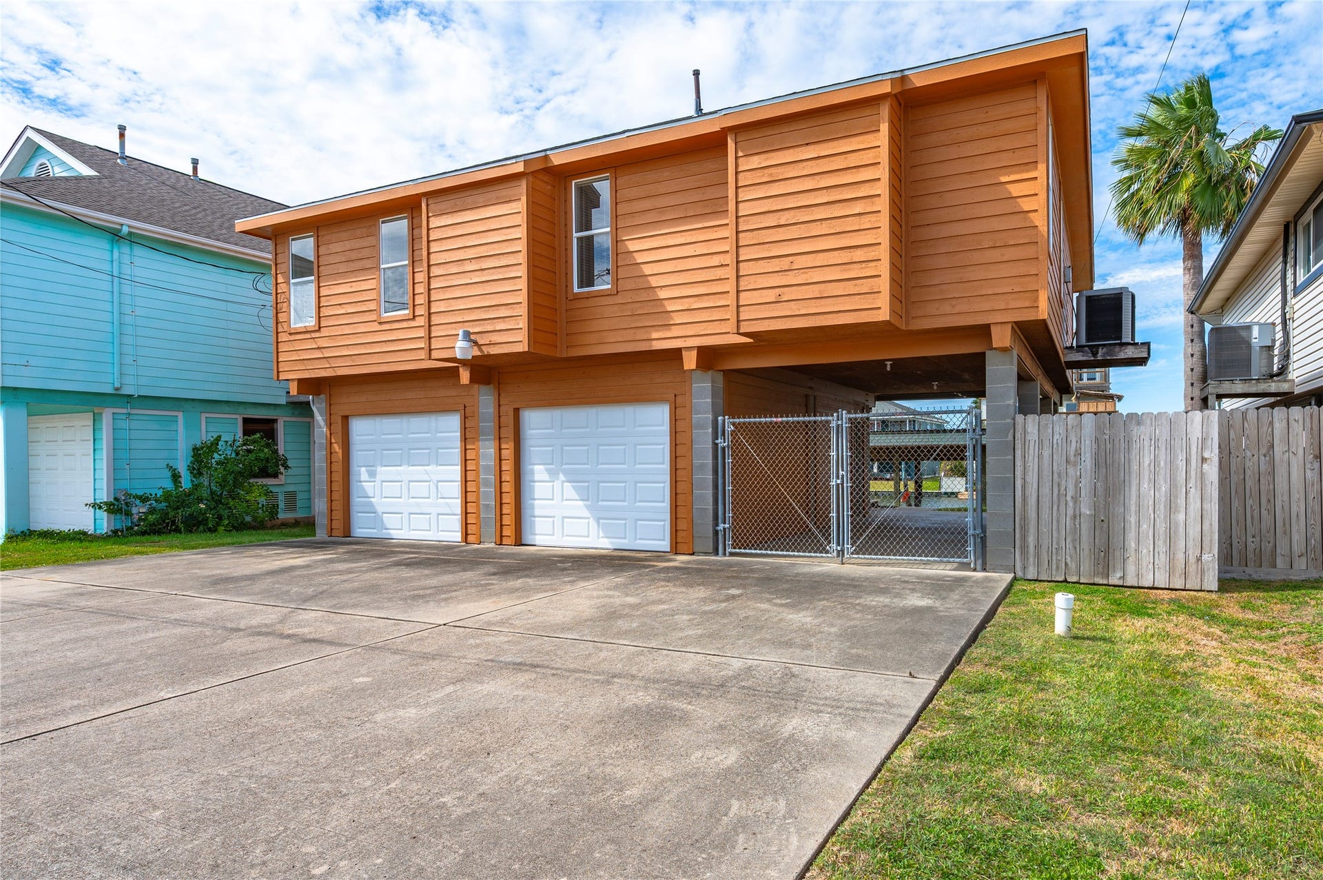 582 Warsaw Street, Bayou Vista, TX 77563 582 Warsaw Street, Bayou Vista, TX 77563