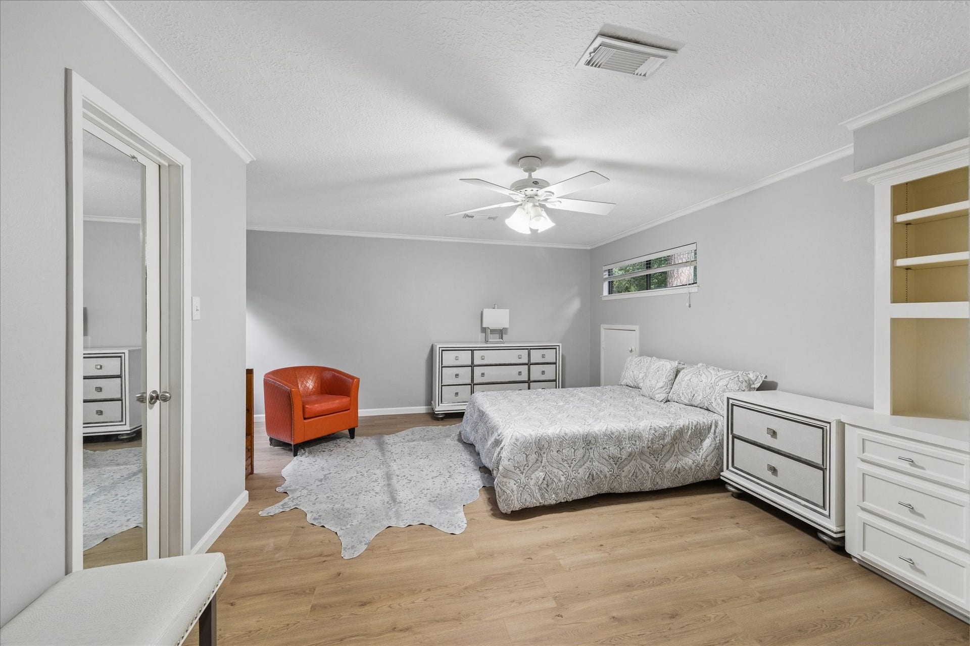 2411 Oakbank Drive, Kingwood, TX 77339 2nd-floor bedroom.