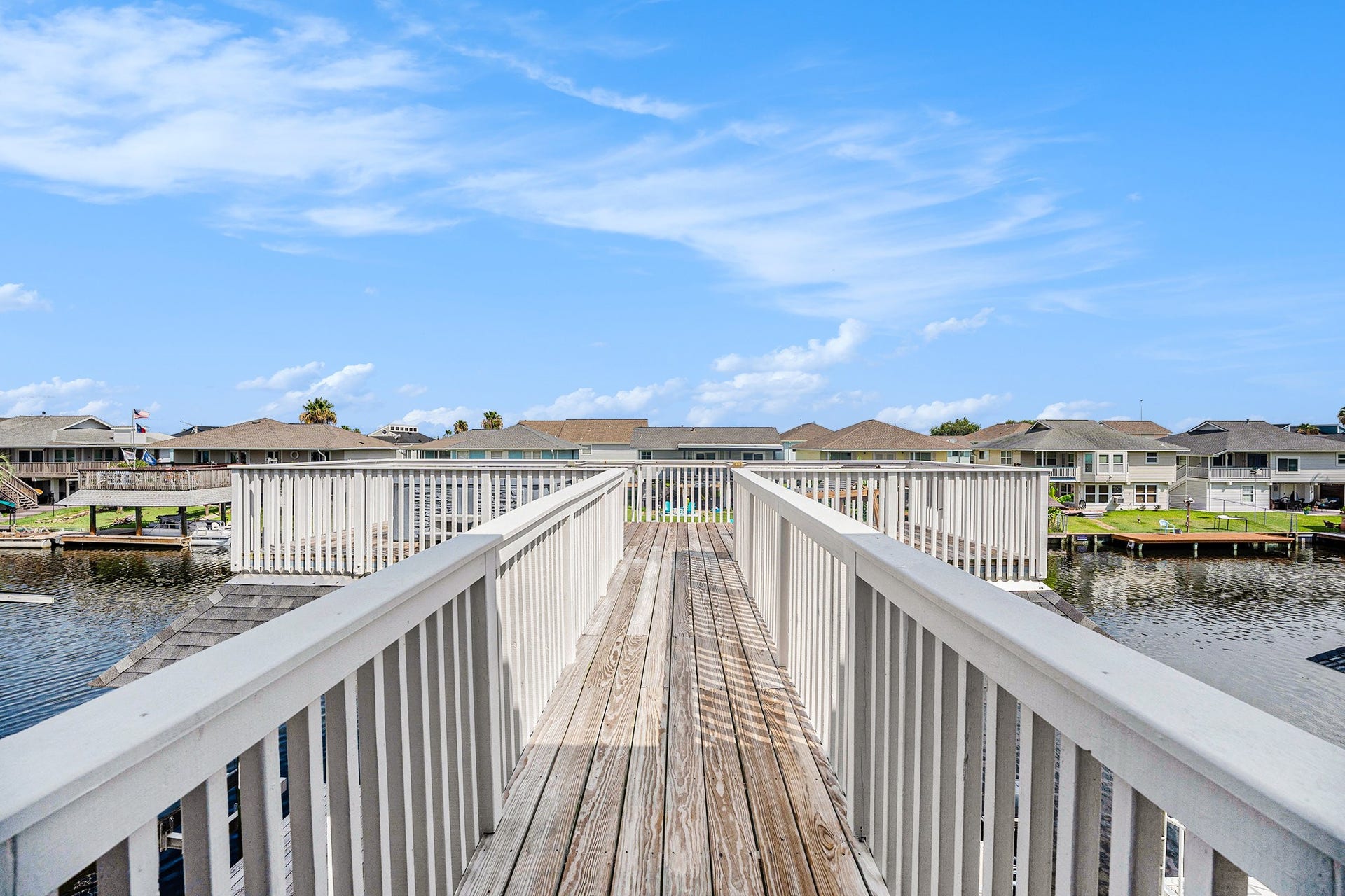 1171 Sailfish Street, Bayou Vista, TX 77563 1171 Sailfish Street, Bayou Vista, TX 77563