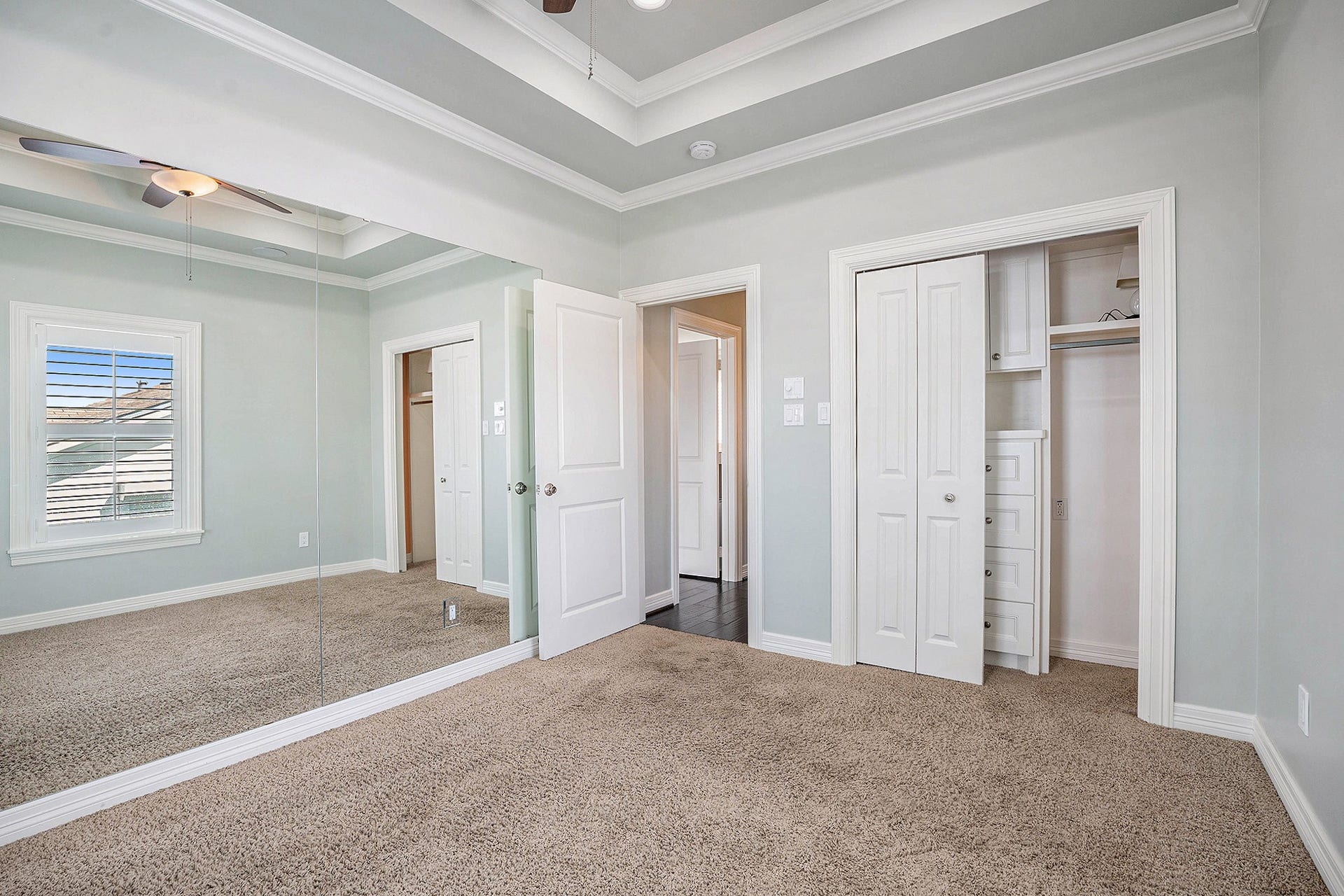 1171 Sailfish Street, Bayou Vista, TX 77563 1171 Sailfish Street, Bayou Vista, TX 77563