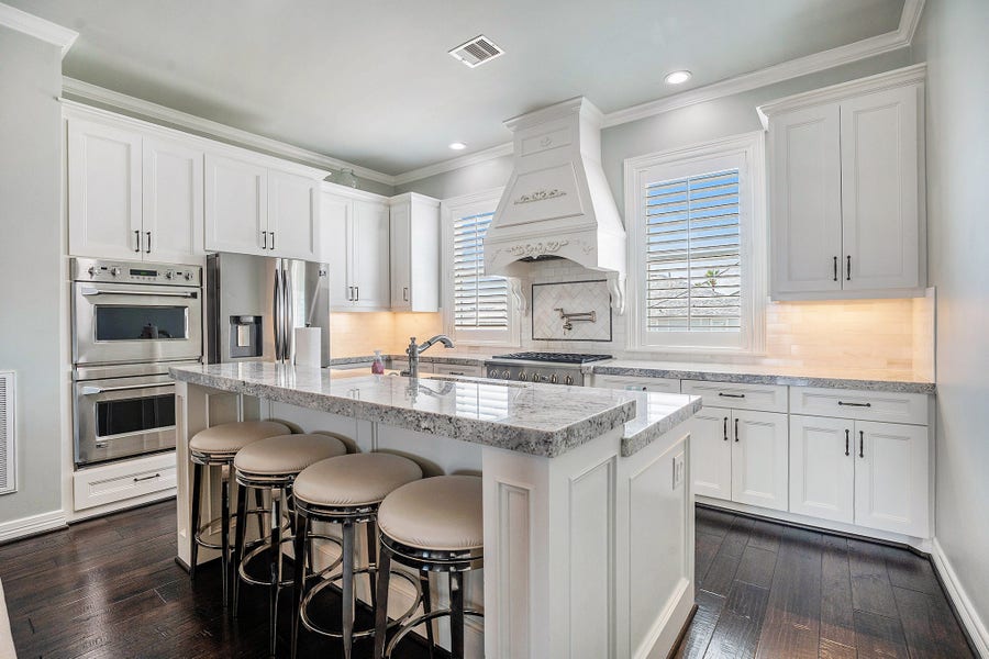 Property photo for 1171 Sailfish Street, Bayou Vista, TX