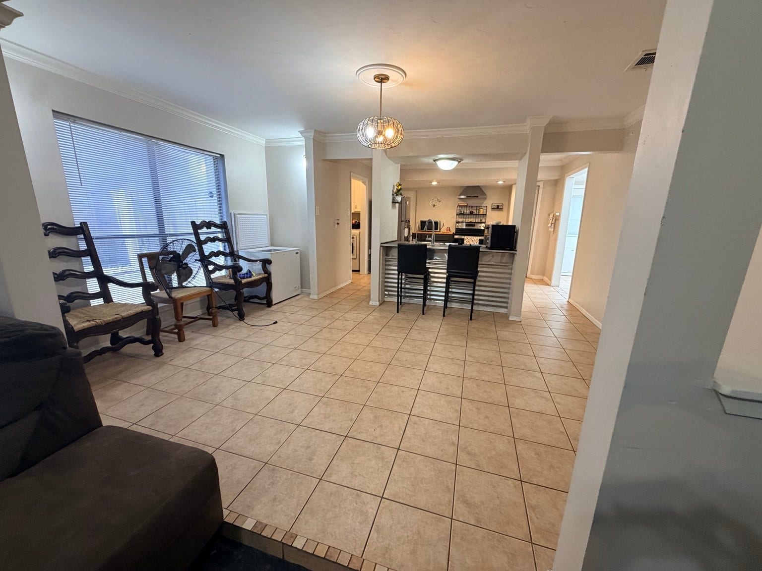 6122 Gallant Forest Drive, Houston, TX 77088 Actual photo of dining room