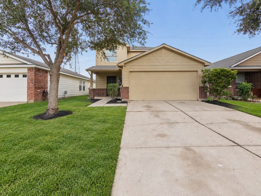 Property photo for 7638 Sunburst Trail Drive, Cypress, TX