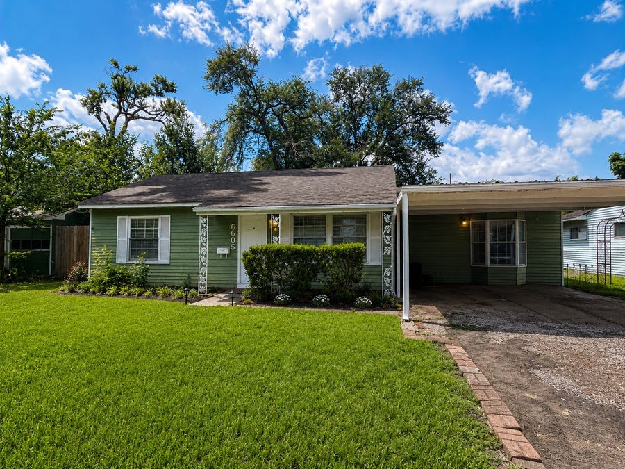 Property photo for 6605 Westview Drive, Houston, TX