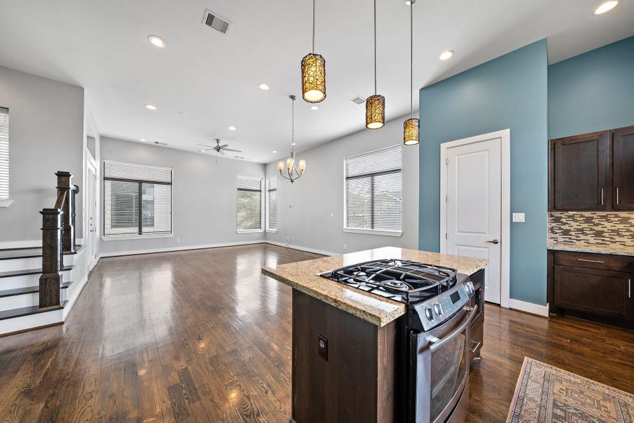 Property photo for 714 E 20th St, #E, Houston, TX