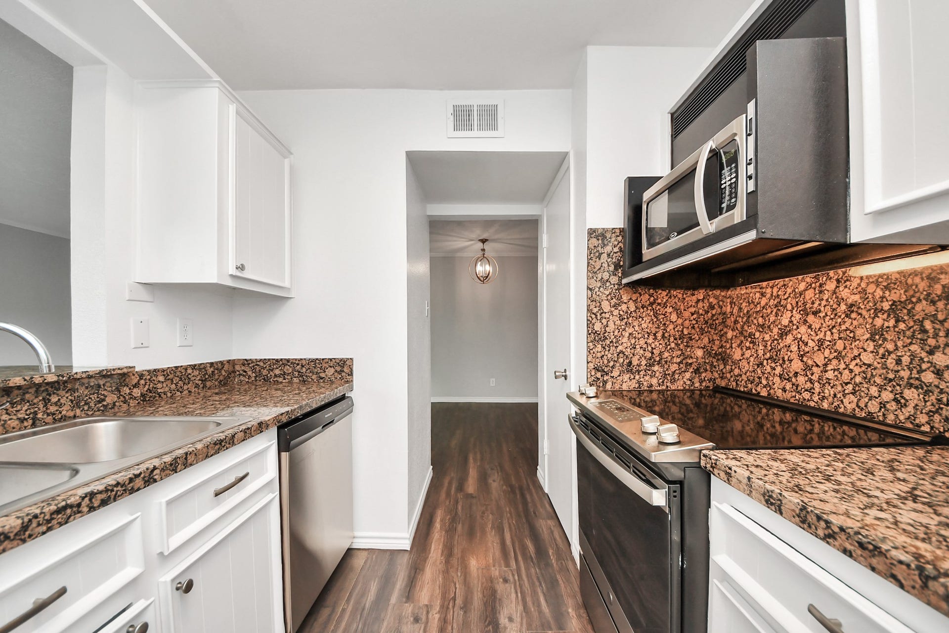 505 Westcott Street, #207, Houston, TX 77007 505 Westcott Street, #207, Houston, TX 77007