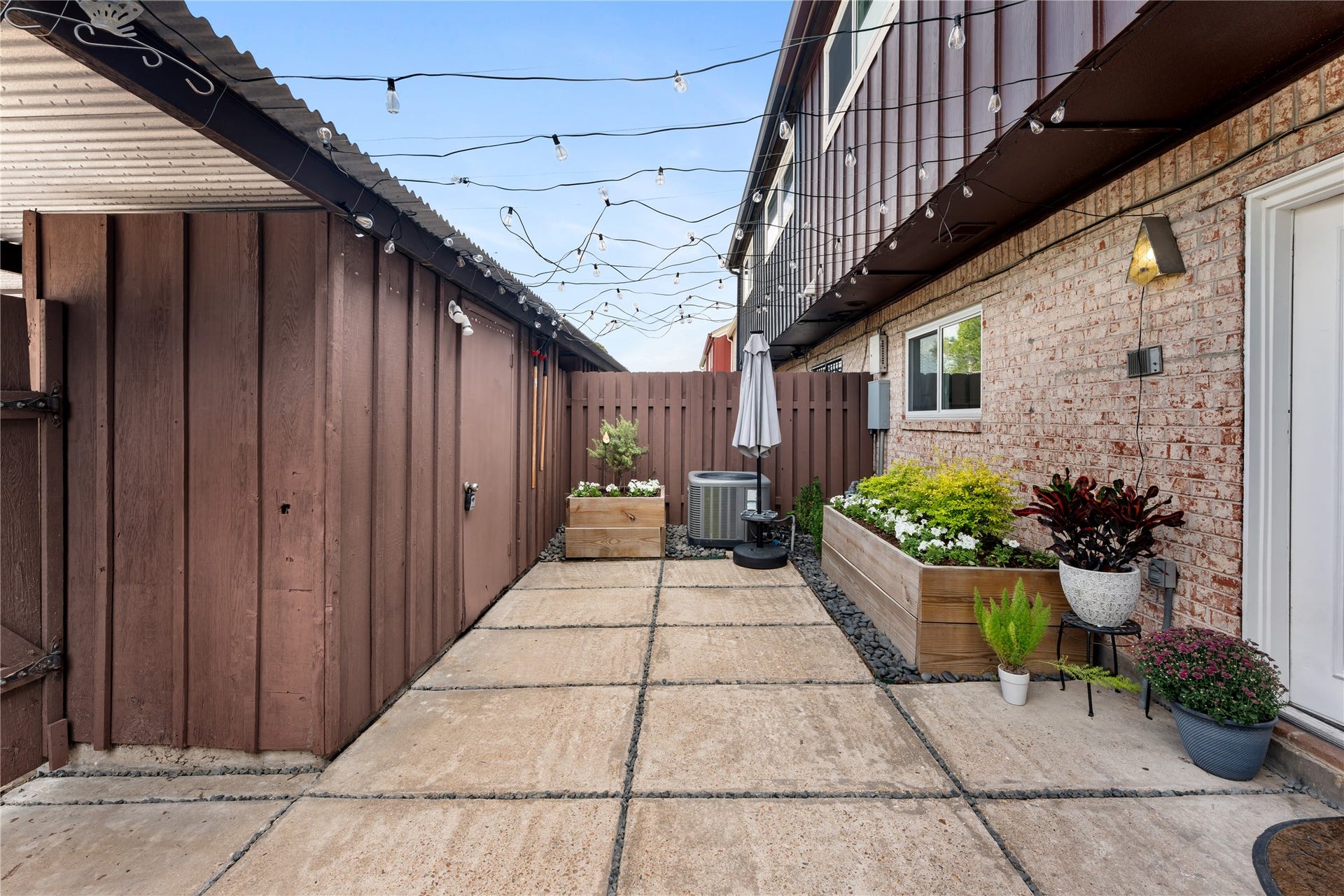 Storage shed included
