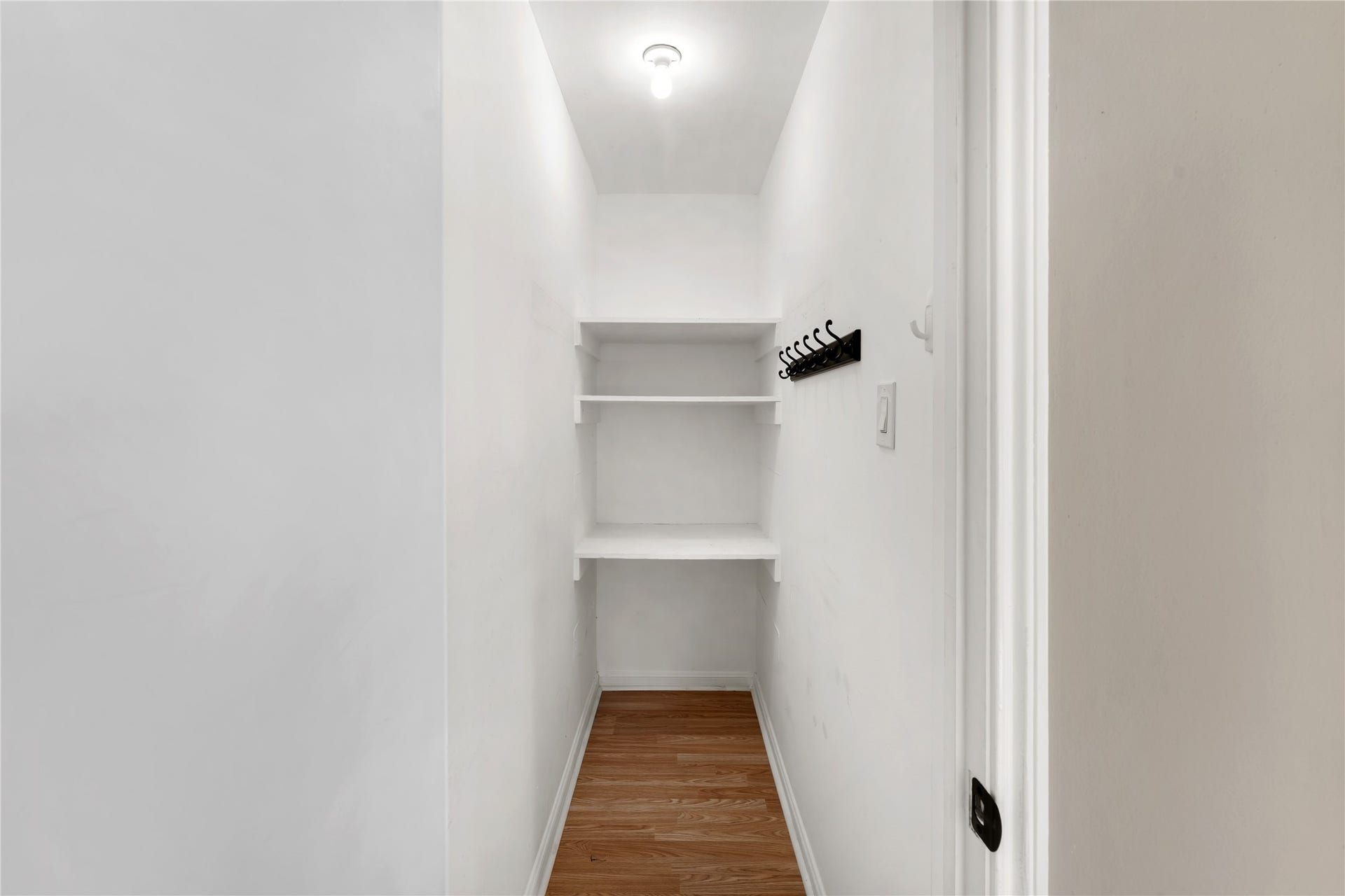 Extra primary closet