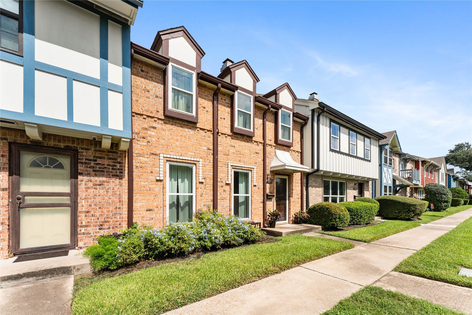 2334 Triway Lane, #143, Houston, TX 77043