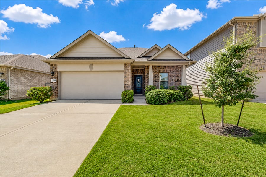 Property photo for 5511 Downie Draw Ranch Trail, Katy, TX