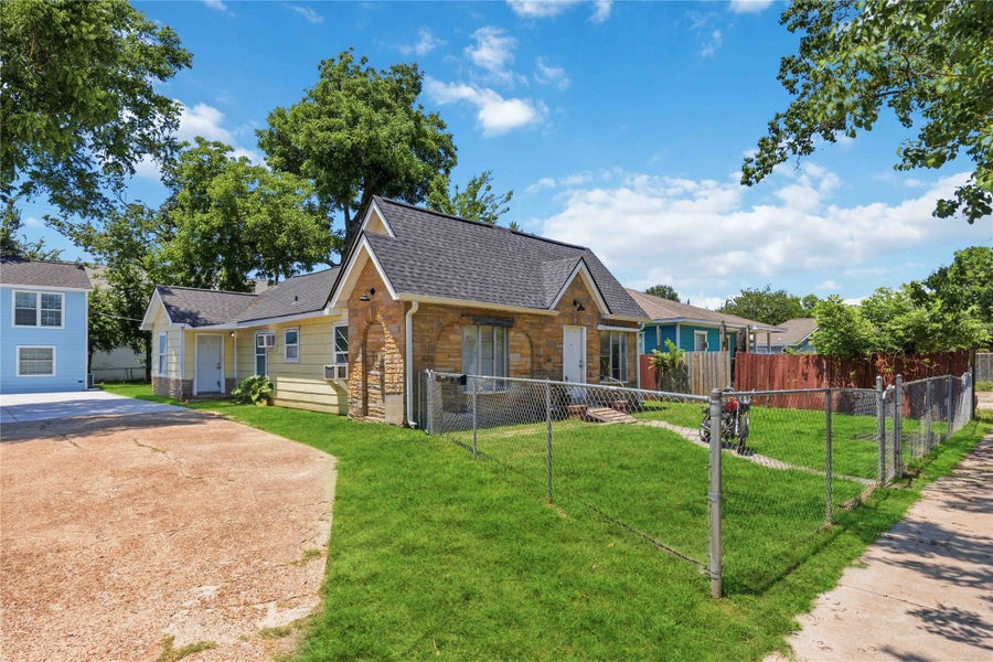 Property photo for 626 Henke Street, #A, Houston, TX