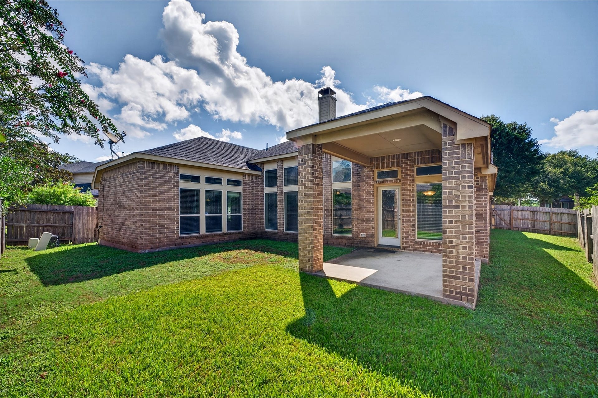 6302 Falling Briar Lane, Sugar Land, TX 77479 6302 Falling Briar Lane, Sugar Land, TX 77479