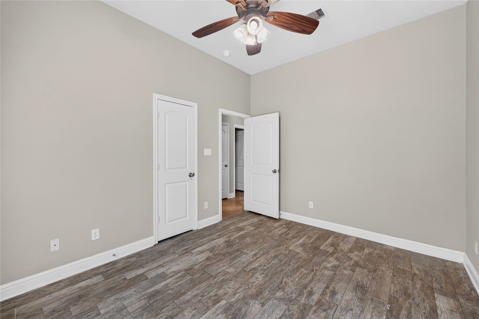 6302 Falling Briar Lane, Sugar Land, TX 77479 6302 Falling Briar Lane, Sugar Land, TX 77479