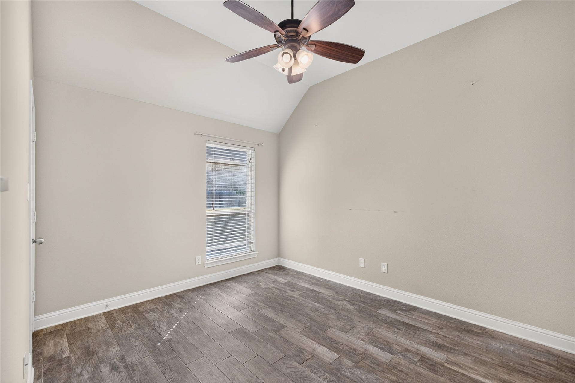 6302 Falling Briar Lane, Sugar Land, TX 77479 6302 Falling Briar Lane, Sugar Land, TX 77479