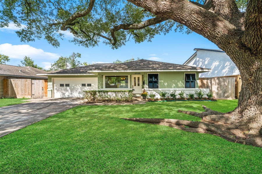 Property photo for 4806 Hummingbird Street, Houston, TX