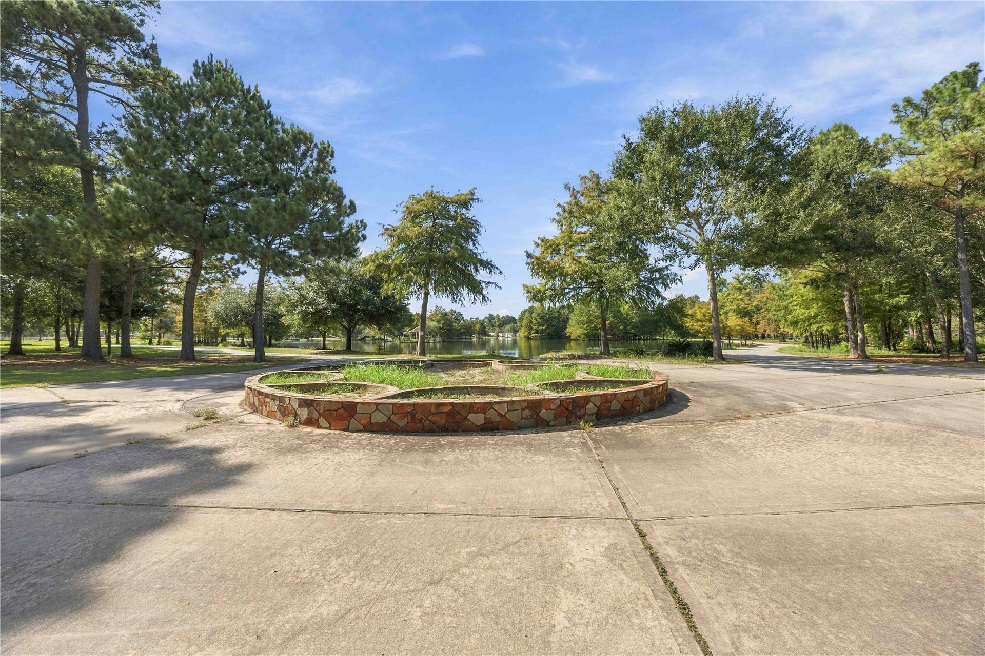 22731 Ford Road, Porter, TX 77365 22731 Ford Road, Porter, TX 77365
