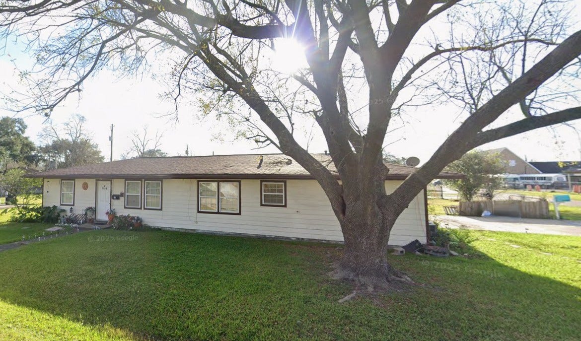 1501 State Street, South Houston, TX 77587 view from corner of lot- seperate driveway for each address