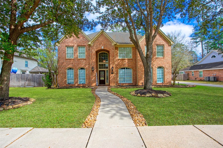 Property photo for 14010 Lakewood Crossing Boulevard, Houston, TX