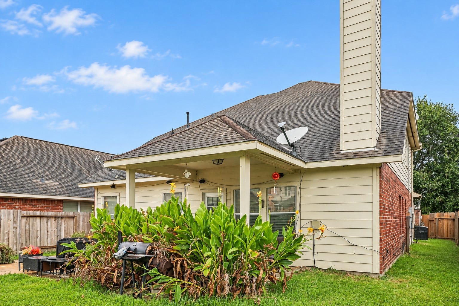 15 Buena Park Circle, Manvel, TX 77578 15 Buena Park Circle, Manvel, TX 77578