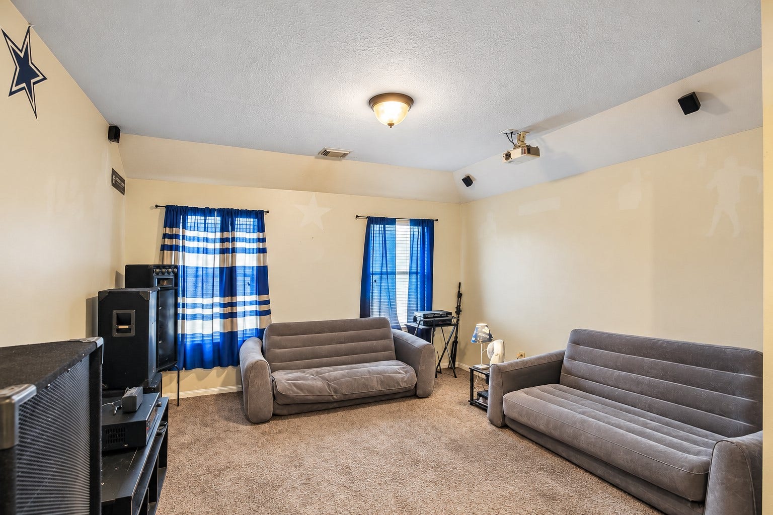 15 Buena Park Circle, Manvel, TX 77578 Gameroom