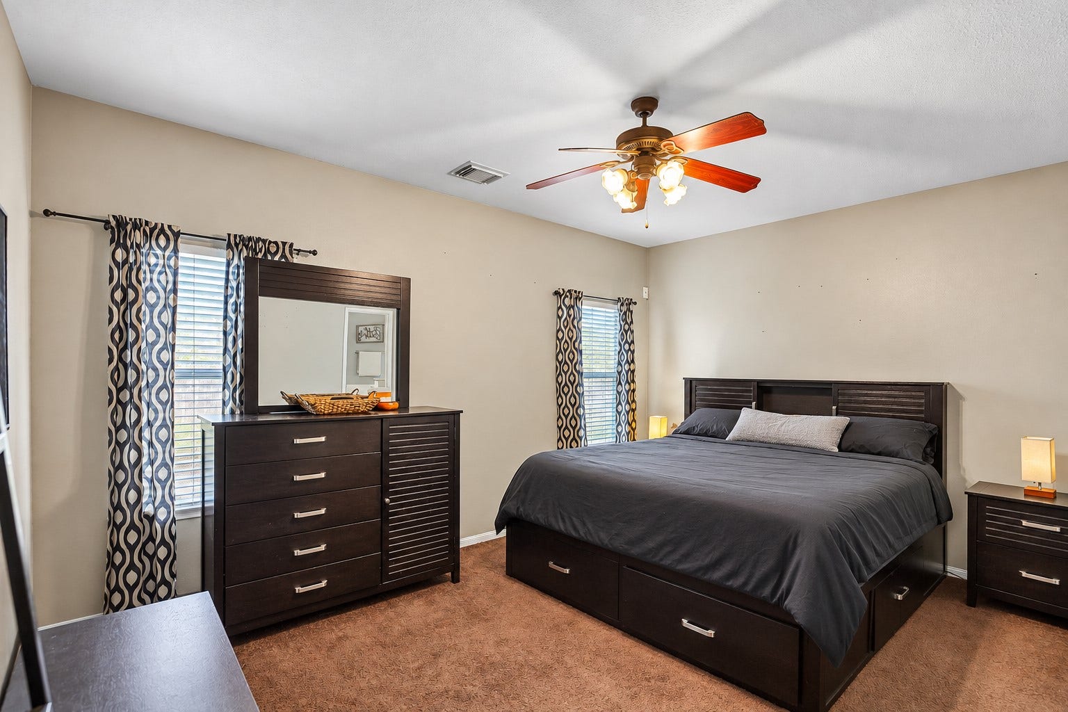 15 Buena Park Circle, Manvel, TX 77578 Primary Bedroom