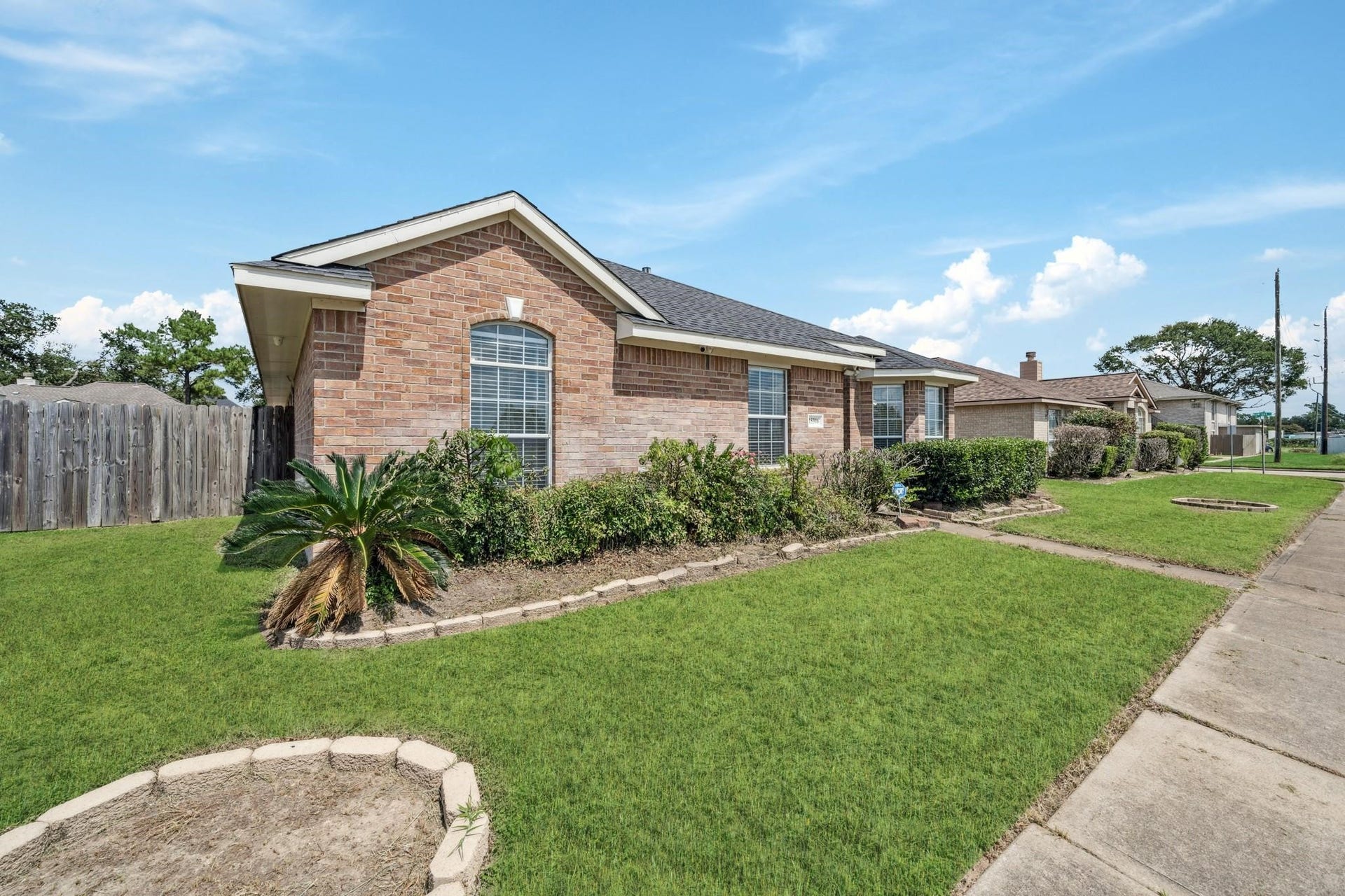 15306 Newly Drive, Houston, TX 77084 15306 Newly Drive, Houston, TX 77084