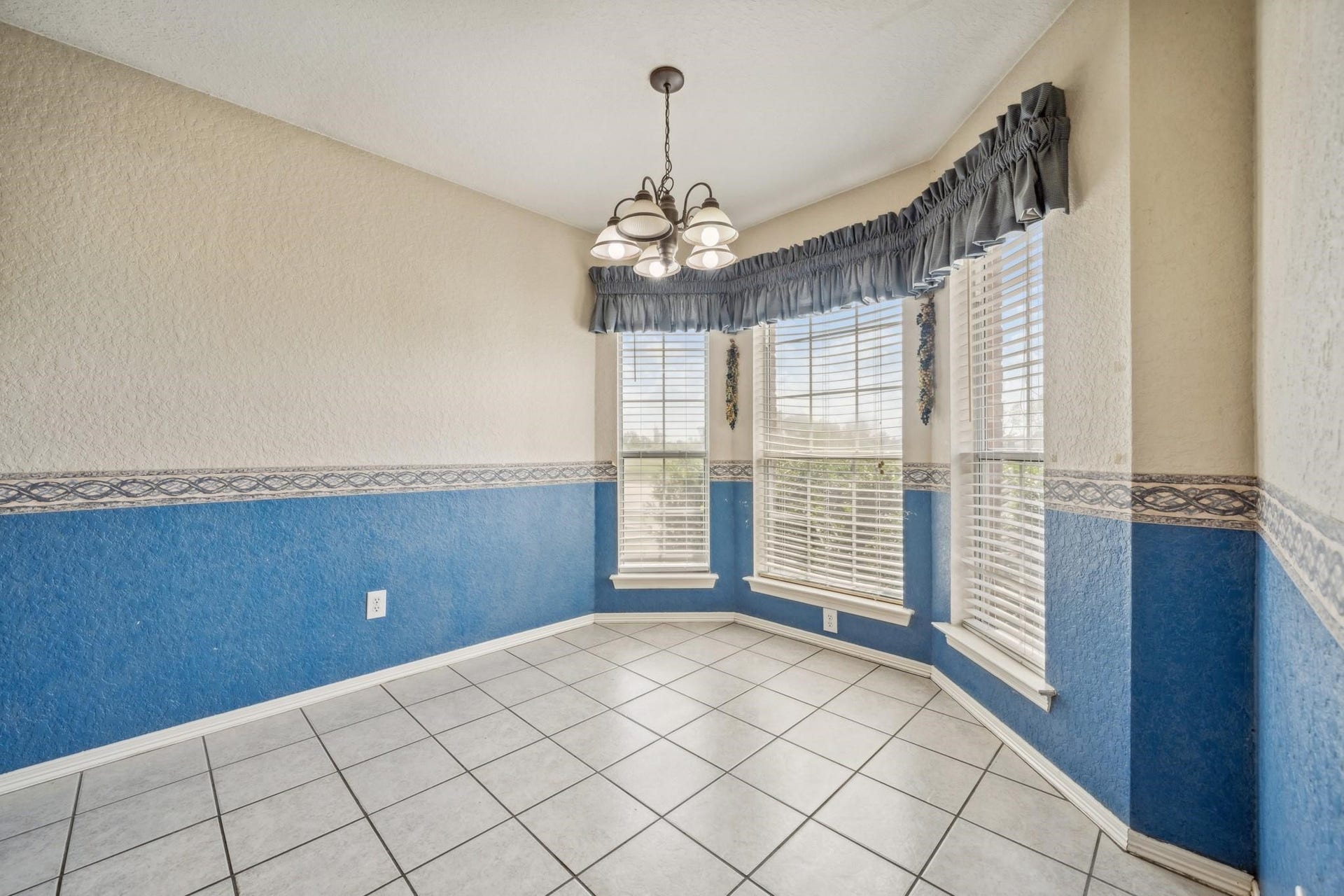 15306 Newly Drive, Houston, TX 77084 15306 Newly Drive, Houston, TX 77084