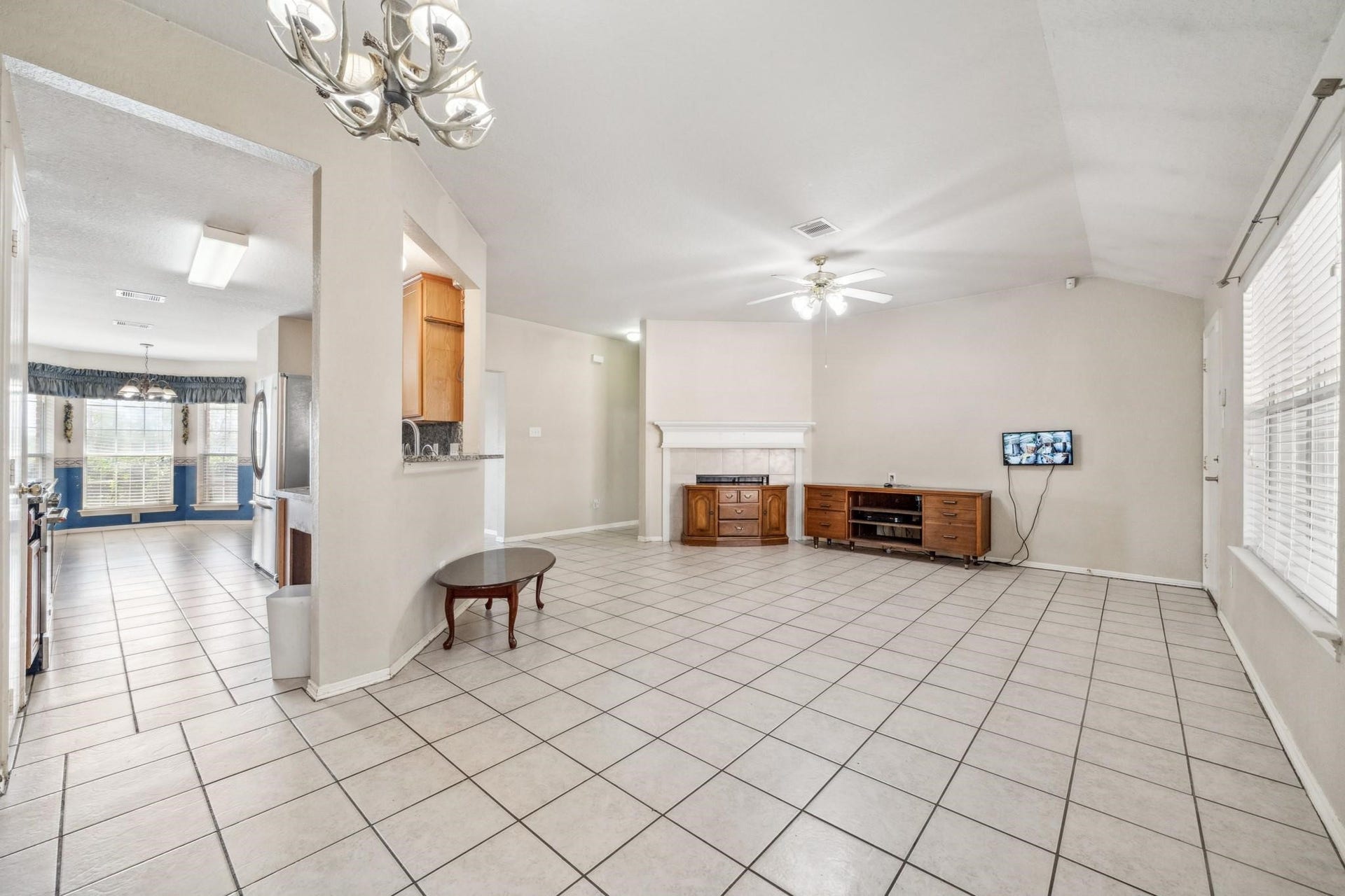 15306 Newly Drive, Houston, TX 77084 15306 Newly Drive, Houston, TX 77084
